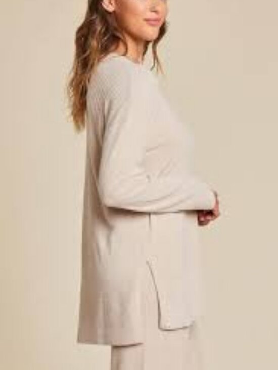 Barefoot Dreams Sweaters - 31 - NWT BAREFOOT DREAM COZYCHIC ULTRA LITE CRENECK WITH HIGH SLITS STONE